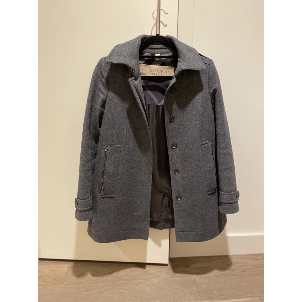 Burberry wool coat. Size 4